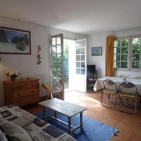 House - Quartier Du Parc : Grande Maison De Charme Proximite Plage Et Commerces Royan